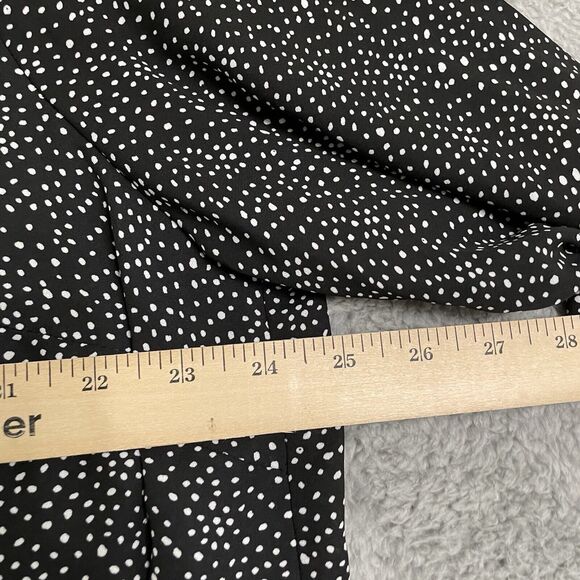 Torrid Plus Size 2/ 2X Black Polka Dot V-Neck Pintuck Button Front Georgette - Picture 11 of 12